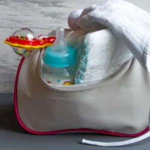 Preparar la bolsa de los pañales
